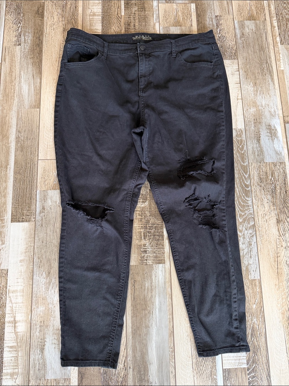 Plus-Size Black Ripped Women's high rise skinny Jeans